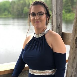 Meet your Posher, Mackenzie